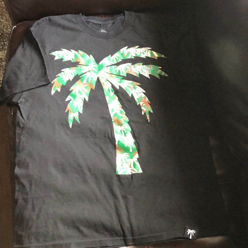 BLVD large T-shirt 100%cotton made in the US man